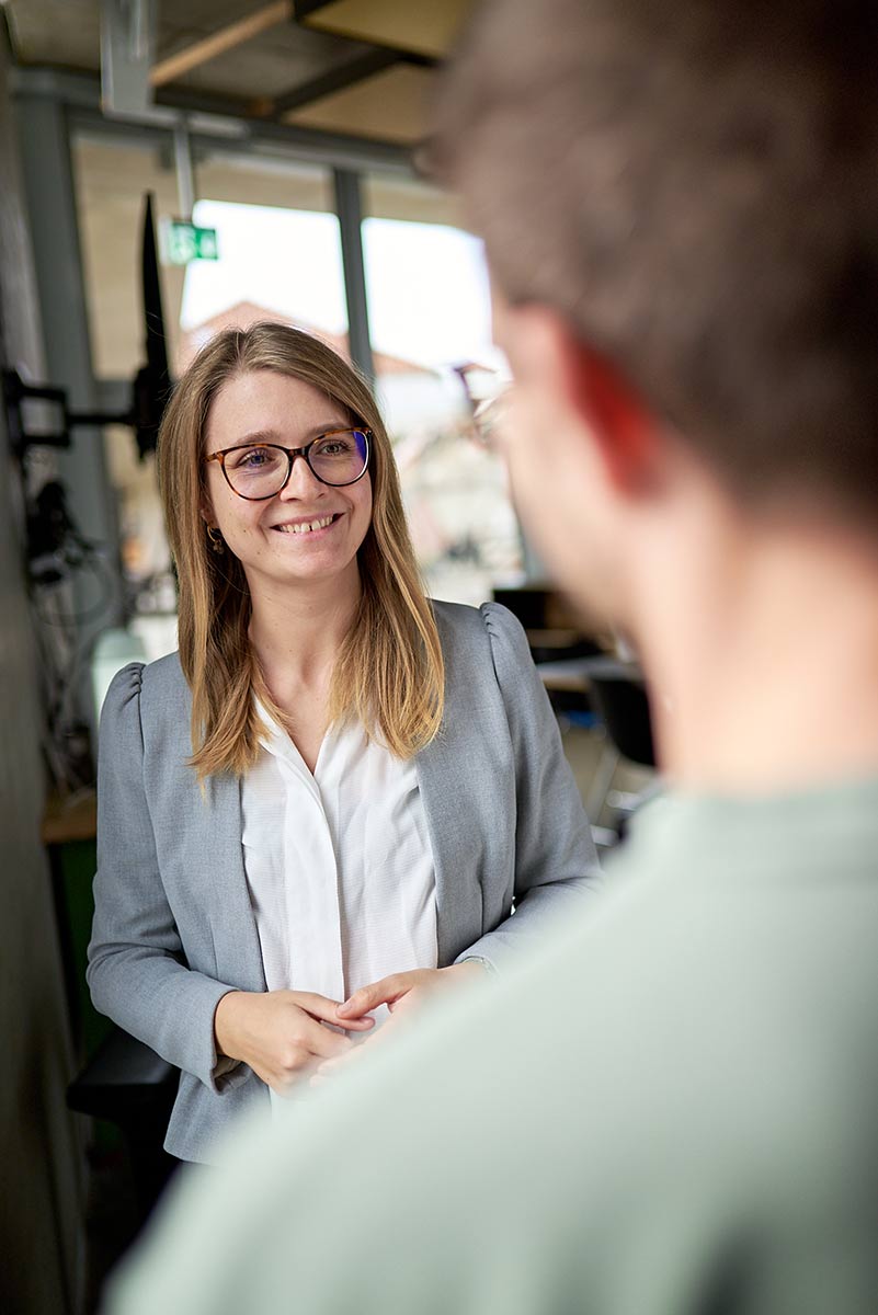 Lynn Schneg im Gespräch